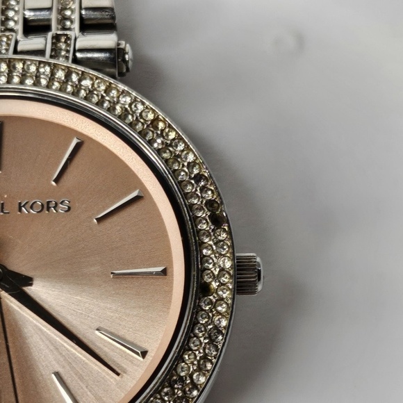 Women Michael Kors MK3218 Darci Silver Tone Stainless Steel Watch 39mm Rose Dial - Picture 2 of 16